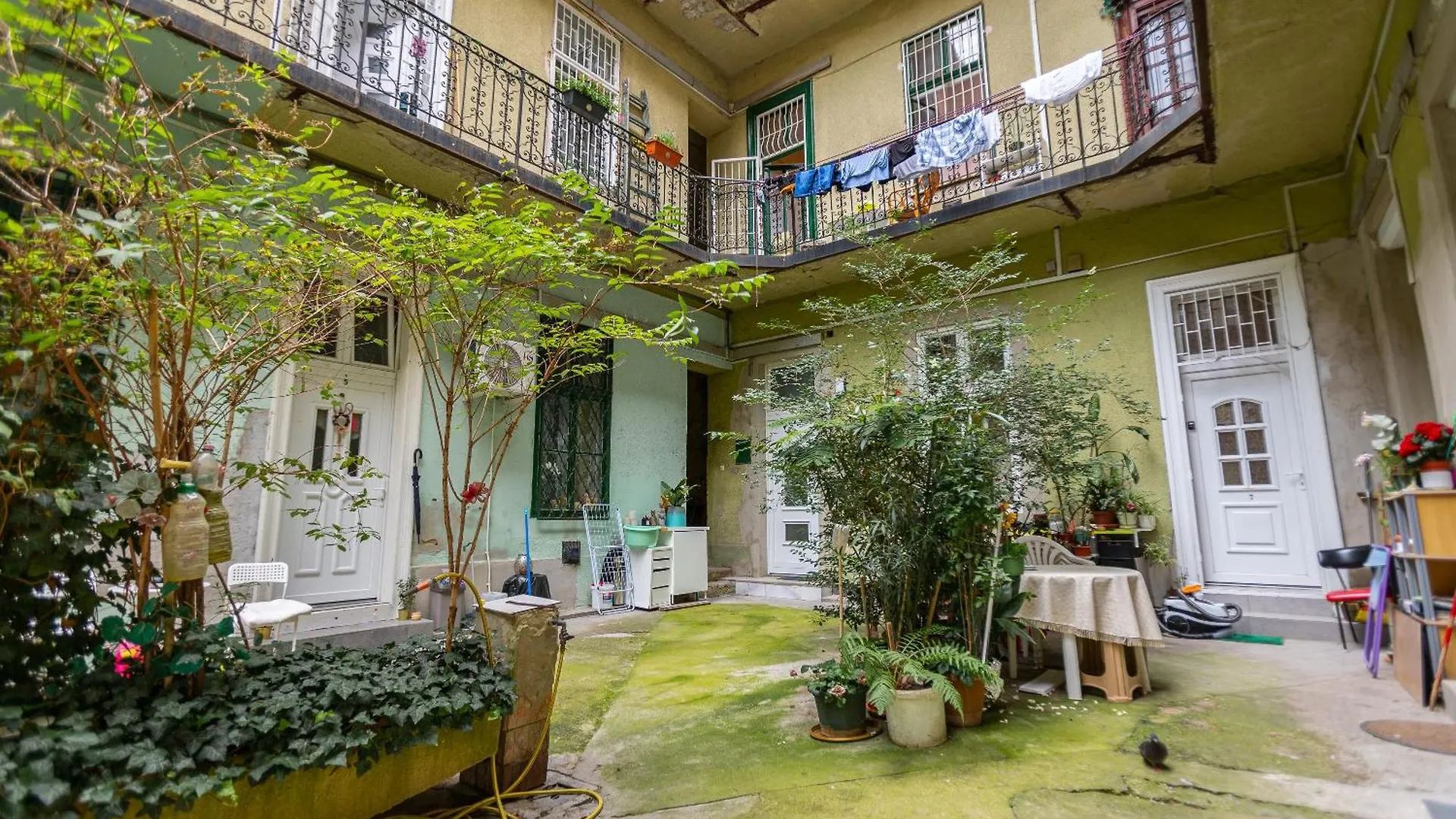 Cosy Flat With Balcony Apartment Budapest Hungary