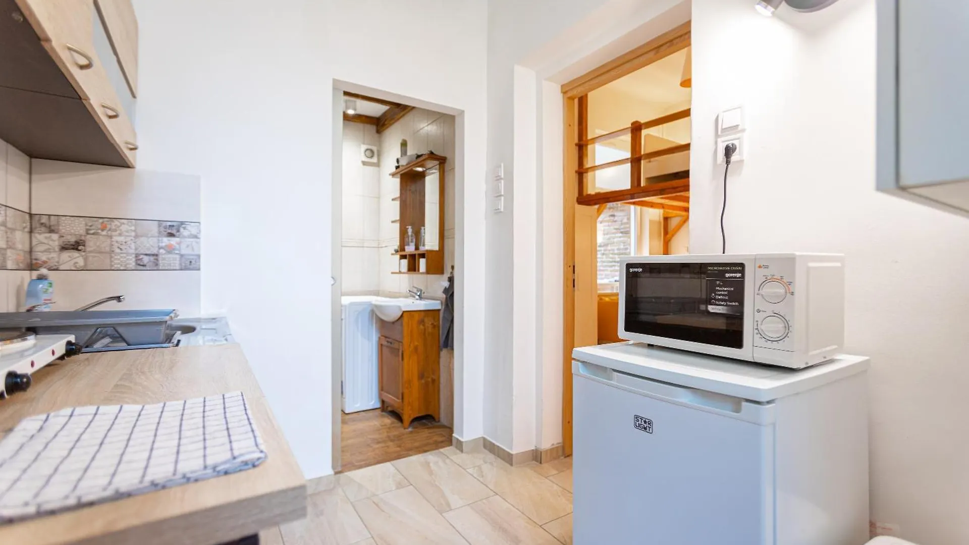 Cosy Flat With Balcony Apartment Budapest